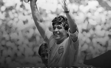 Sốc: Huyền thoại bóng đá Diego Maradona qua đời ở tuổi 60